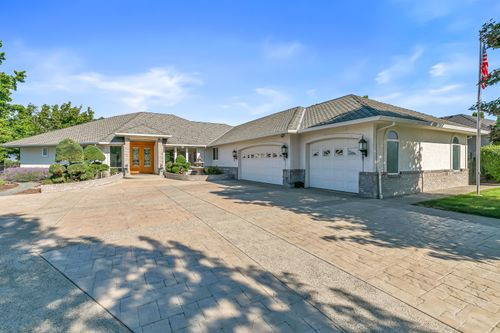 158 Prairie Lndg, Eagle Point, OR, 97524-9006 | Card Image