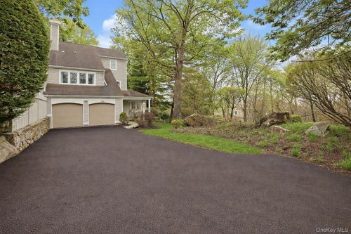 169 Boulder Ridge Rd, Scarsdale, NY, 10583-3145 | Card Image