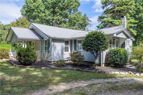 6781 Erect Rd, Seagrove, NC, 27341-8175 | Card Image