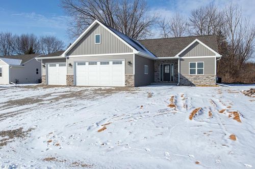 N3933 Wettering Way, FREEDOM, WI, 54130 | Card Image