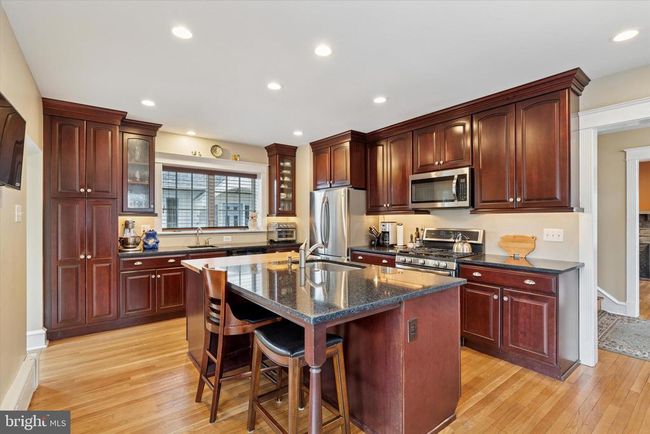 310 S Narberth Ave, House other with 5 bedrooms, 3 bathrooms and null parking in NARBERTH PA | Image 12