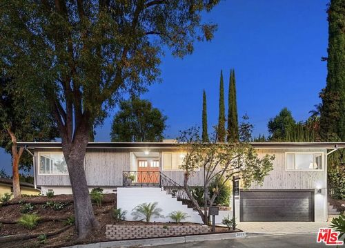 3852 Sherview Dr, Sherman Oaks, CA, 91403-5034 | Card Image