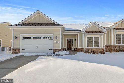 205 Grafton Ct, Edinburg, VA, 22824-9415 | Card Image