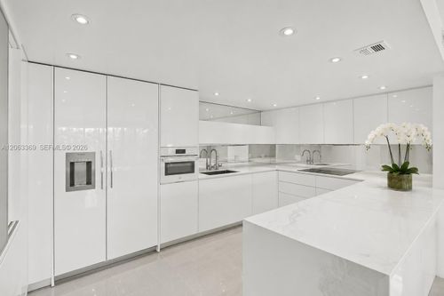 208-155 Ocean Lane Dr, Key Biscayne, FL, 33149-1459 | Card Image