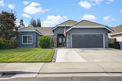 2354 Country Manor Drive, Riverbank, CA, 95367 | Card Image
