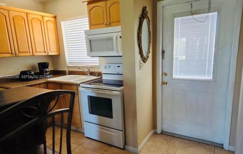 289-251 S Golf Blvd, Pompano Beach, FL, 33064-3255 | Card Image