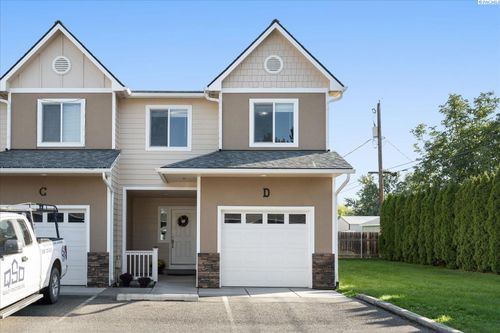 apt-d-100 S Dawes St, Kennewick, WA, 99336-2036 | Card Image