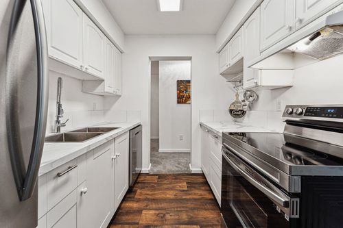 212-6651 Lynas Lane, Richmond, BC, V7C3K8 | Card Image