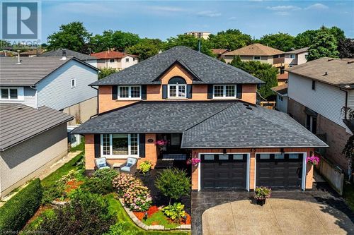 45 Dublin Dr, Hamilton, ON, L9B1Z9 | Card Image