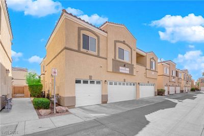 1069 - 6170 E Sahara Avenue, Condo with 2 bedrooms, 2 bathrooms and null parking in Las Vegas NV | Image 2