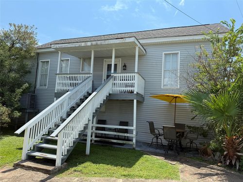 2108 56th St, Galveston, TX, 77551-5137 | Card Image