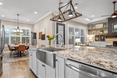 1204 N Davis St, West, TX, 76691-1003 | Card Image