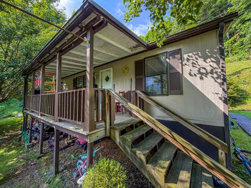 299 George Neil Hill Rd, Pineville, KY, 40977-7947 | Card Image