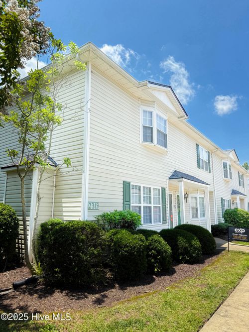apt-b1-2315 Vineyard Dr, Winterville, NC, 28590-9371 | Card Image