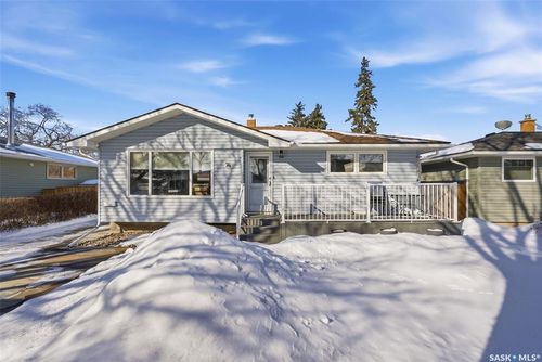 74 Mcmurchy Avenue, Regina, SK, S4R3G4 | Card Image