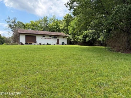 424 Cook Rd, Crossville, TN, 38555-2617 | Card Image