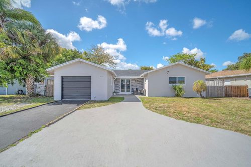 9591 Park Row, Boca Raton, FL, 33428-6038 | Card Image