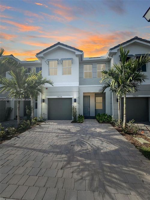 17025 Sw 1st Street, Pembroke Pines, FL, 33027 | Card Image