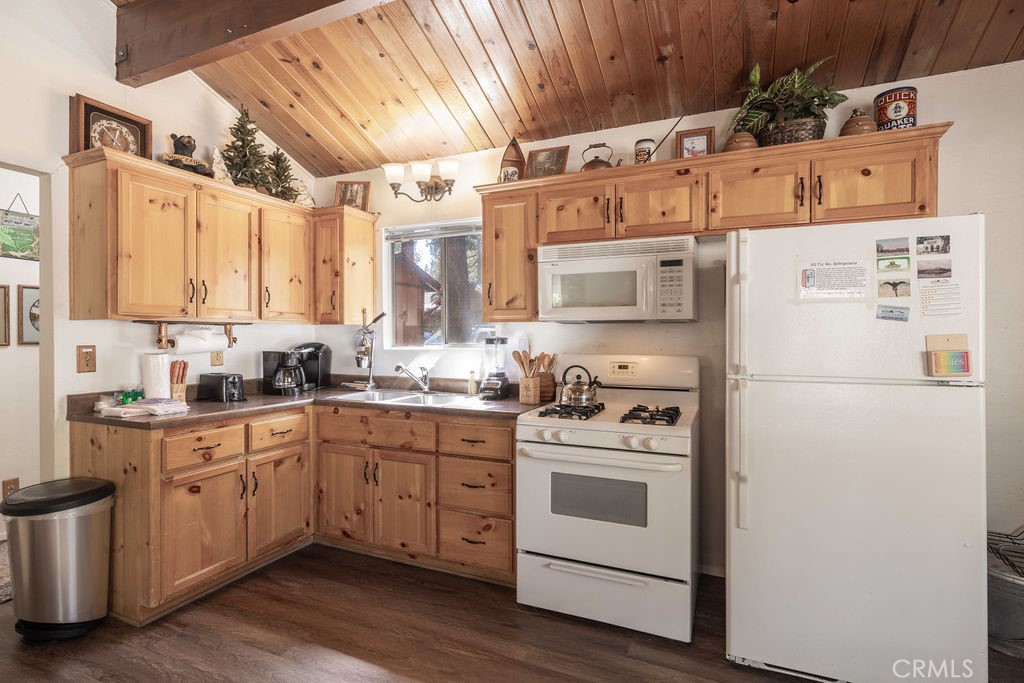 Residential in Big Bear City 4