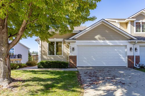 5912 Century Way E, Johnston, IA, 50131-2863 | Card Image