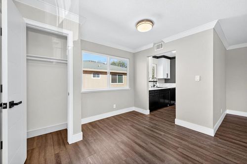 4-10803 Coloma Rd, Rancho Cordova, CA, 95670-2558 | Card Image
