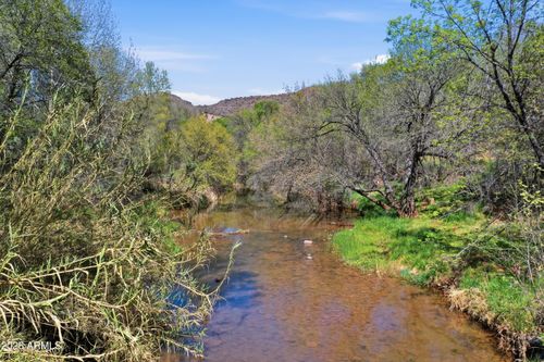 1070 N Page Springs Rd, Cornville, AZ, 86325-6002 | Card Image
