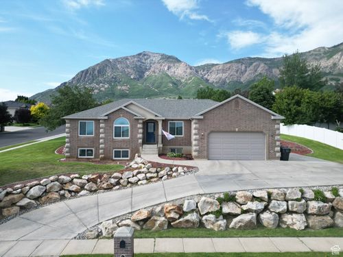 808 E 3400 N, North Ogden, UT, 84414-3204 | Card Image