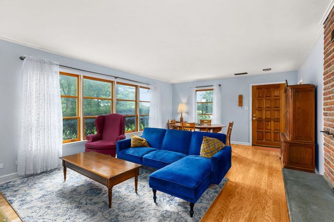 545 W Elm Park Ave, House other with 2 bedrooms, 1 bathrooms and 2 parking in Elmhurst IL | Image 5