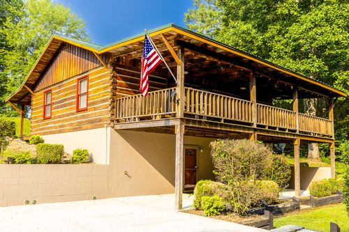 35 Cedar Ln, Winchester, TN, 37398-3929 | Card Image