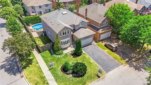 90 Savoy Cres, Thornhill, ON, L4J7W3 | Card Image