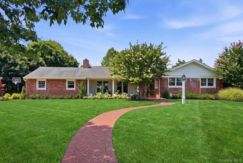 23 Renwick Ave, Huntington, NY, 11743-3044 | Card Image