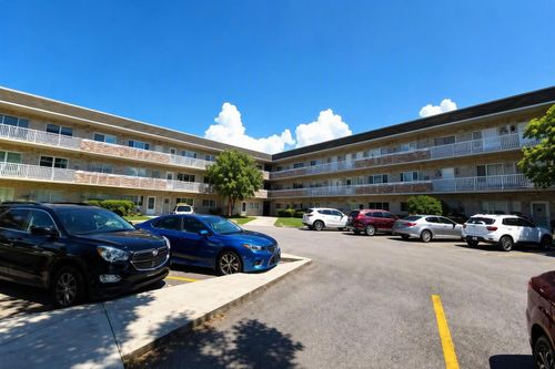 64-2426 Persian Dr, CLEARWATER, FL, 33763-1913 | Card Image