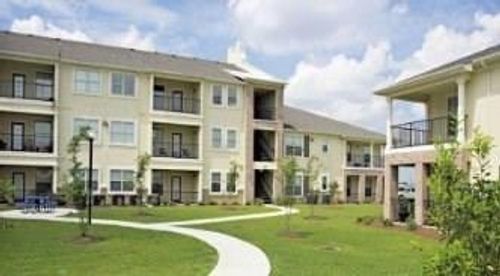 2790 Rodeo Rd, Abbeville, LA, 70510-4084 | Card Image