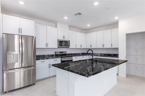 2611 Aversa St, Henderson, NV, 89044-1901 | Card Image