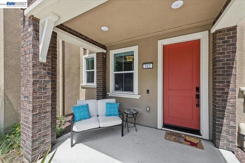 112 Apricot St, Livermore, CA, 94551-4979 | Card Image