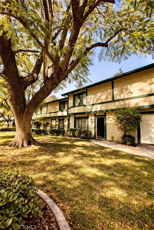 38-15230 Roxford St, Sylmar, CA, 91342-1303 | Card Image