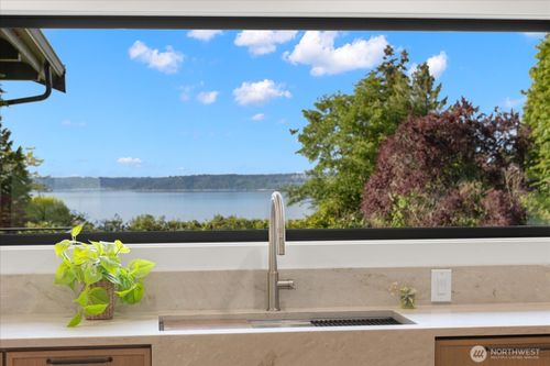 29811 Marine View Dr Sw, Federal Way, WA, 98023-3422 | Card Image