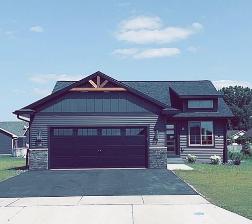 1283 Carli Ct, Chippewa Falls, WI, 54729-1177 | Card Image