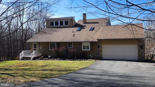 16105 Sprucewood Dr, FROSTBURG, MD, 21532-3209 | Card Image