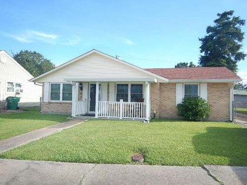 121 Millie Dr, Avondale, LA, 70094-2828 | Card Image