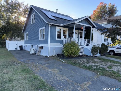 141 Berwick Ave, Fairfield, CT, 06825-5461 | Card Image