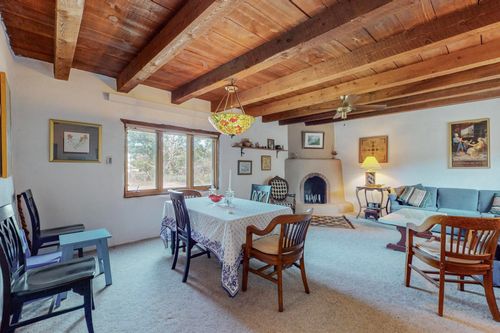 16 Bennett Rd, Los Lunas, NM, 87031-9541 | Card Image