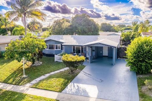 3531 Nw 34th Ave, Lauderdale Lakes, FL, 33309-5433 | Card Image