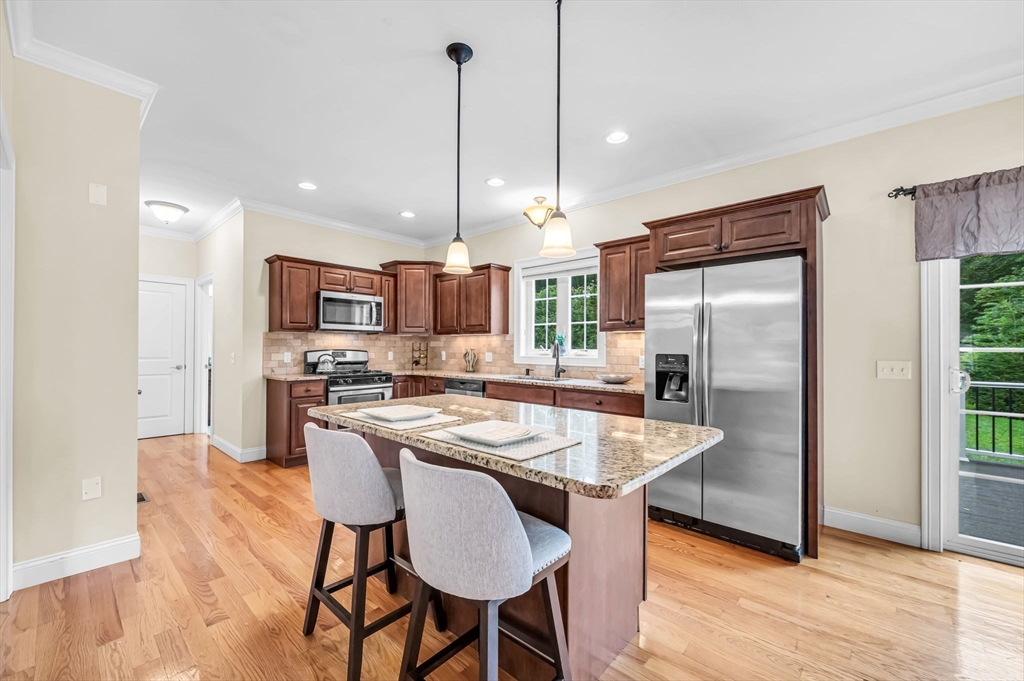 Shaw St, East Longmeadow, MA 01028