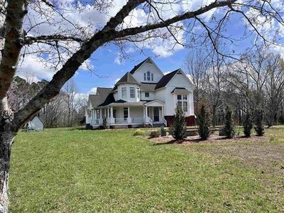 1350 Deanburg Rd, House other with 3 bedrooms, 2 bathrooms and 2 parking in Henderson TN | Image 2