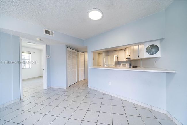 APT-308 - 2600 Collins Ave, Condo with 2 bedrooms, 4 bathrooms and null parking in Miami Beach FL | Image 23