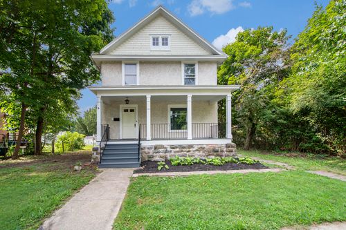 208 E Oak St, Albion, MI, 49224-2215 | Card Image