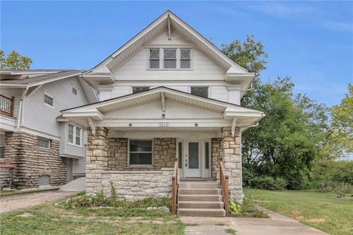 4010 Prospect Ave, Kansas City, MO, 64130-1321 | Card Image