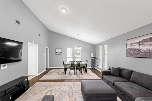 1451 White Cross Dr, Baton Rouge, LA, 70810-3272 | Card Image