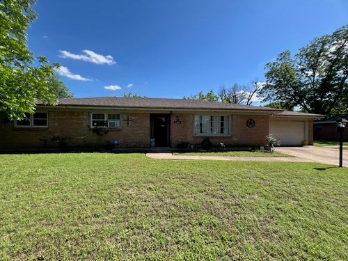 155 Chateau Dr, Fort Worth, TX, 76134-4603 | Card Image